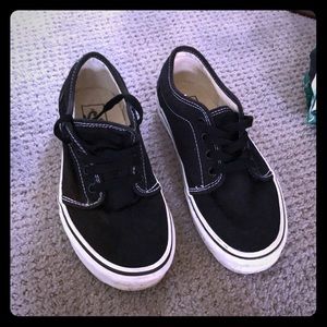 Black women’s size 7 vans